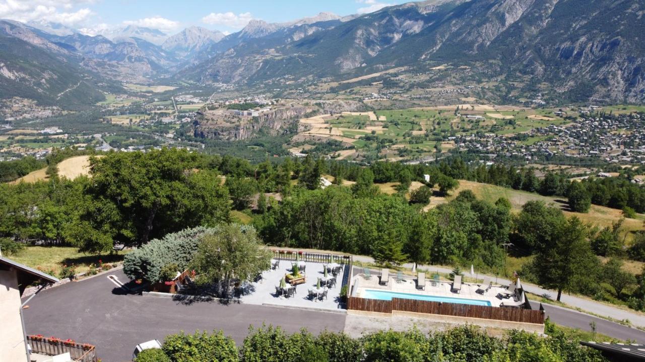 Au Bon Logis Hotel Risoul Exterior photo