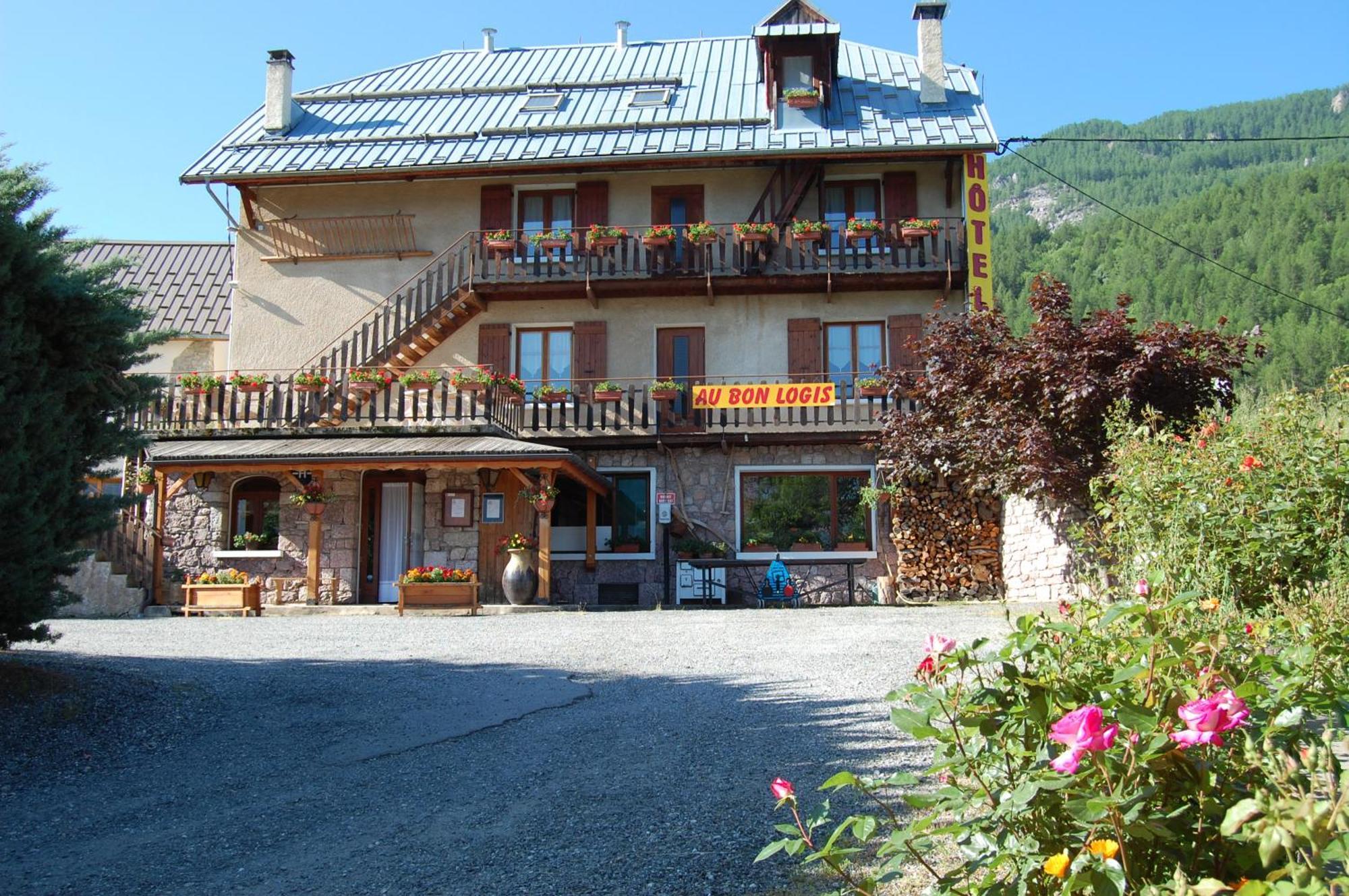 Au Bon Logis Hotel Risoul Exterior photo